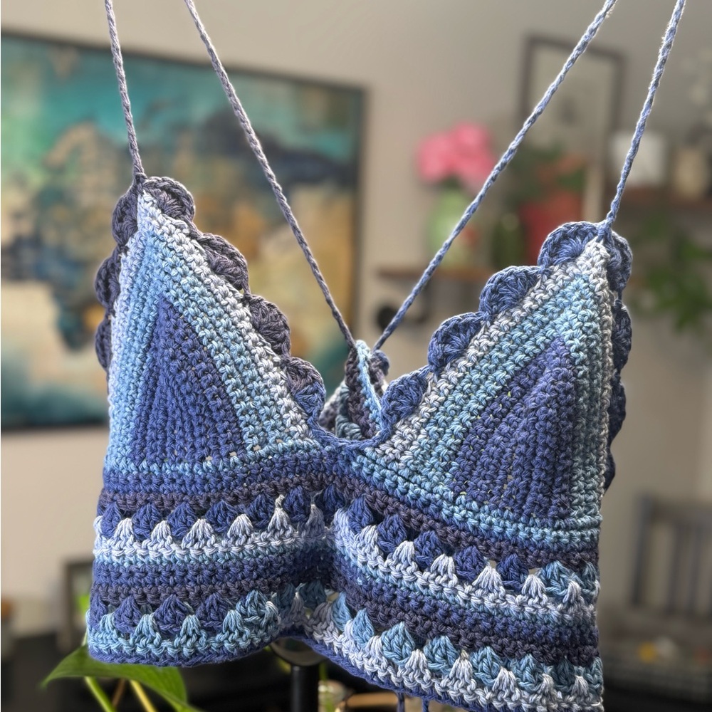 Blue Lacy Crochet Bra with Scalloped Edges